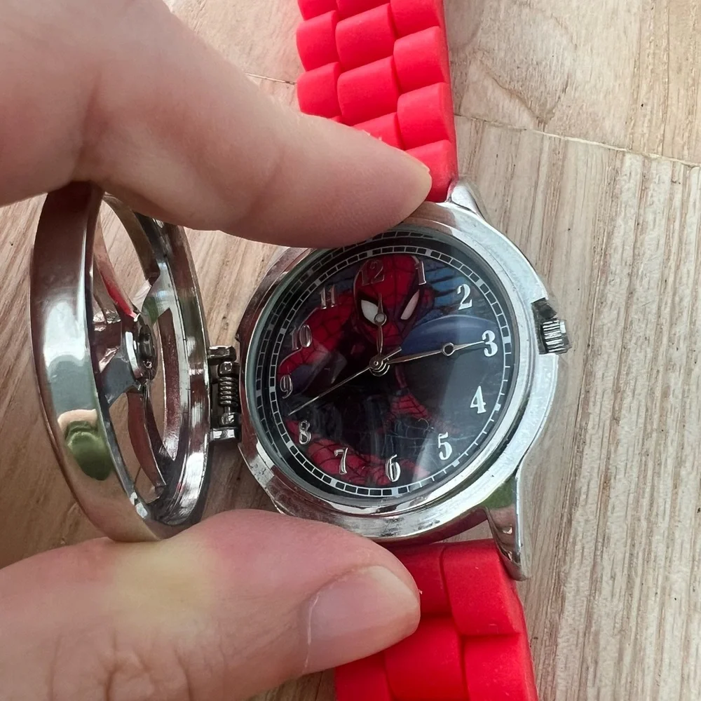 Marvel Spider-Man red and silver tone hidden watch NEW BATTERY